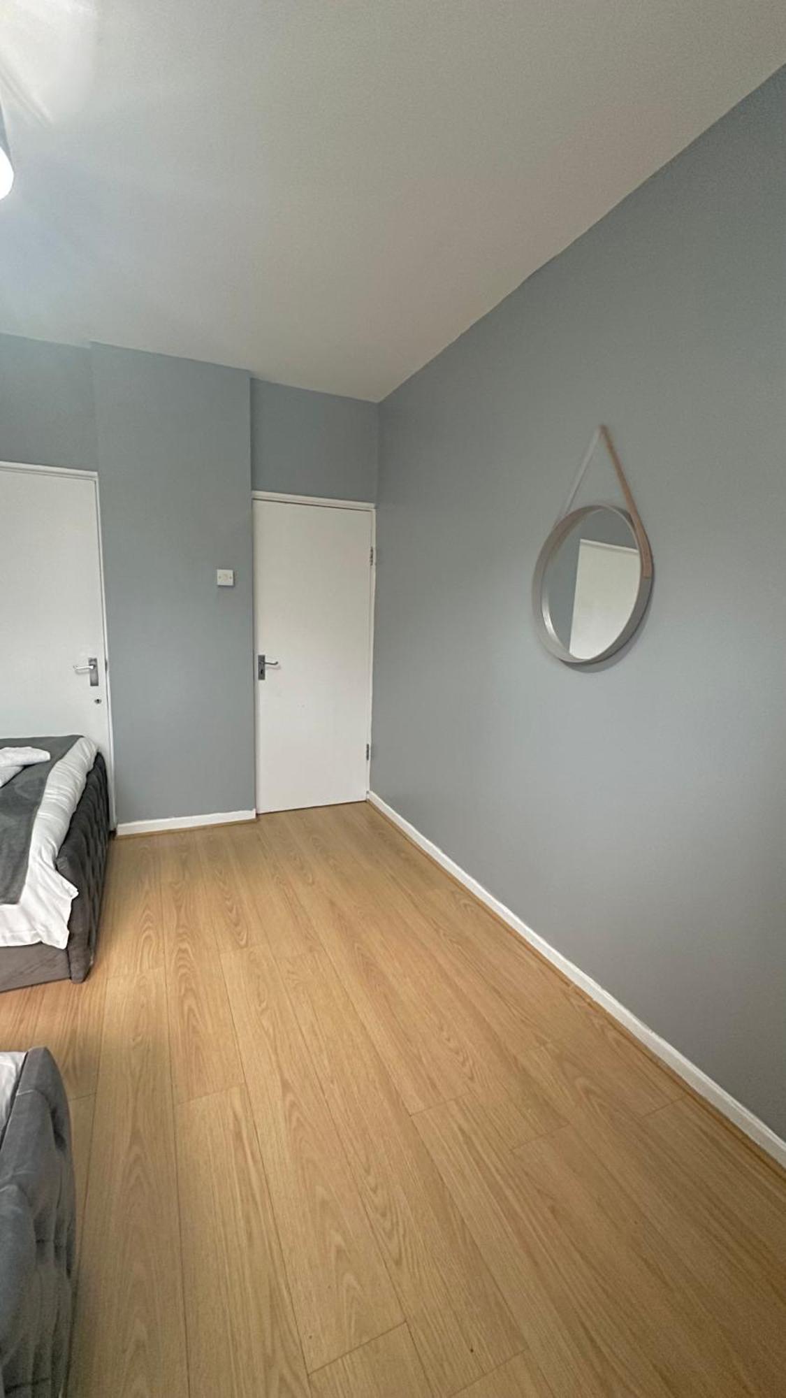 1 Bedroom Flat In Whitechapel, London Exterior photo