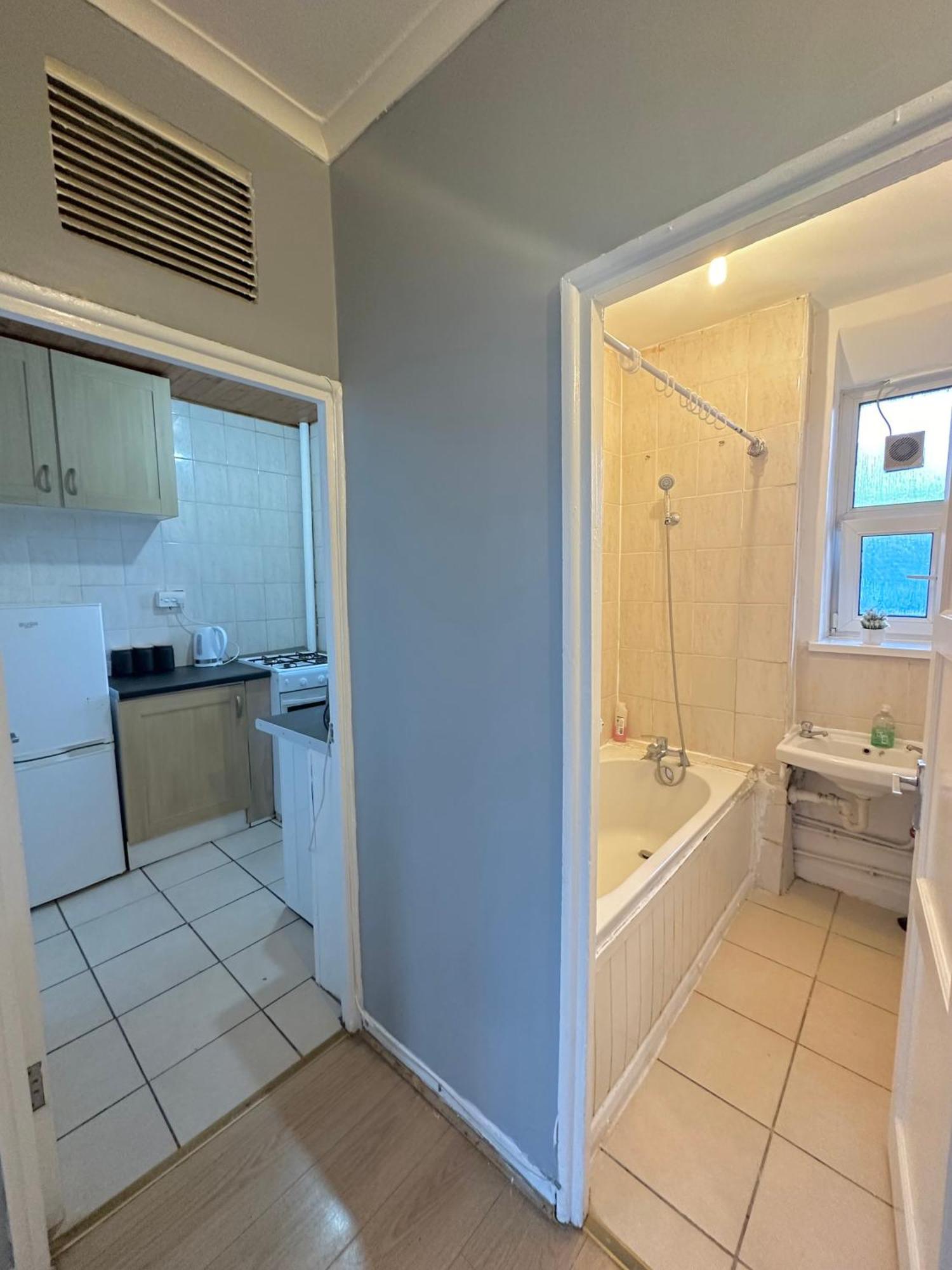 1 Bedroom Flat In Whitechapel, London Exterior photo